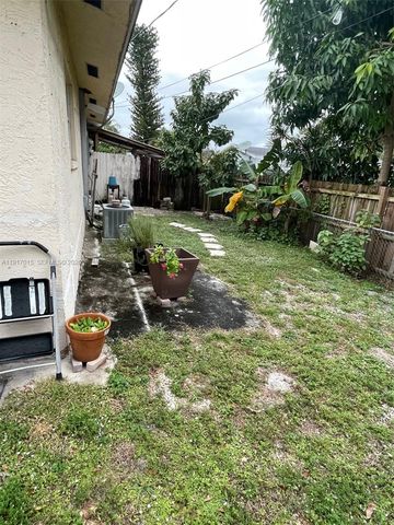 2200 SW 42nd Ave, Fort Lauderdale, FL 33317