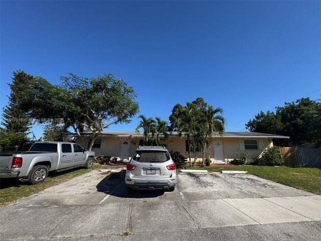 2200 SW 42nd Ave, Fort Lauderdale, FL 33317