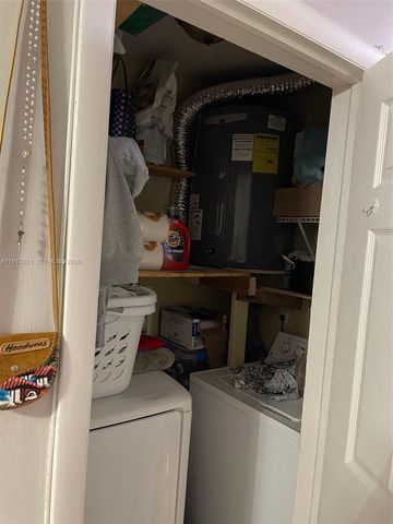 2200 SW 42nd Ave, Fort Lauderdale, FL 33317