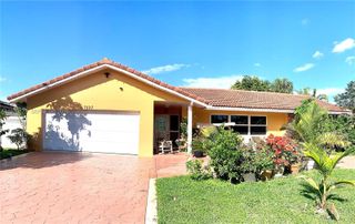 7507 NW 41st St, Coral Springs, FL 33065