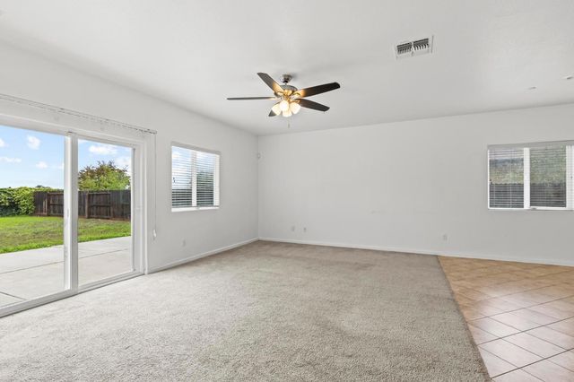 1318 Ladyfern, Plumas Lake, CA 95961