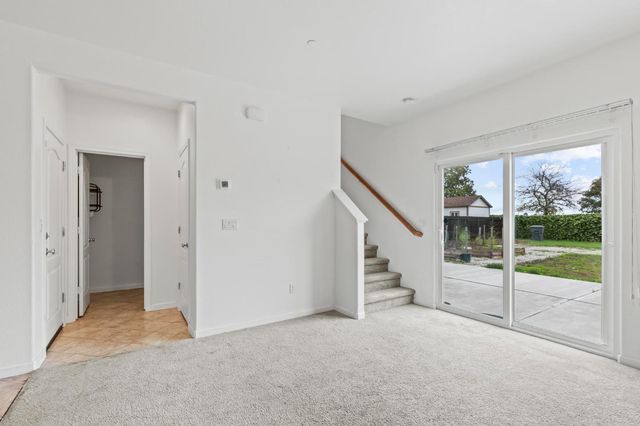 1318 Ladyfern, Plumas Lake, CA 95961