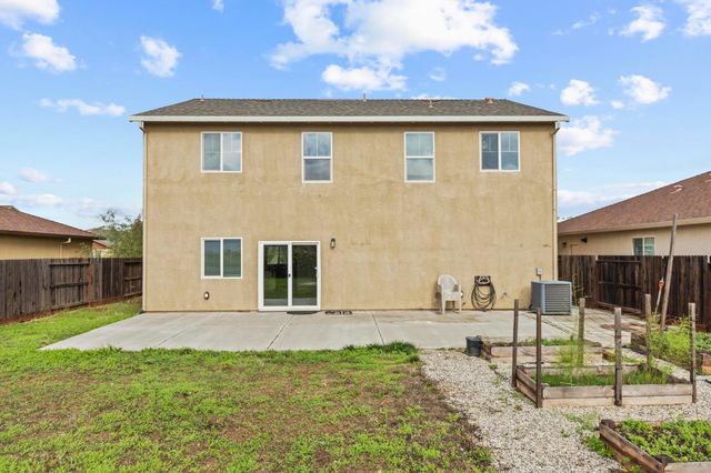 1318 Ladyfern, Plumas Lake, CA 95961