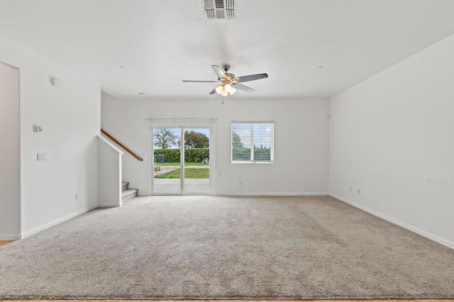 1318 Ladyfern, Plumas Lake, CA 95961