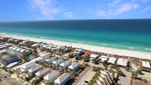 5518 Gulf Drive, Panama City, FL 32408