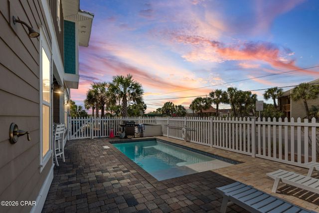 5518 Gulf Drive, Panama City, FL 32408