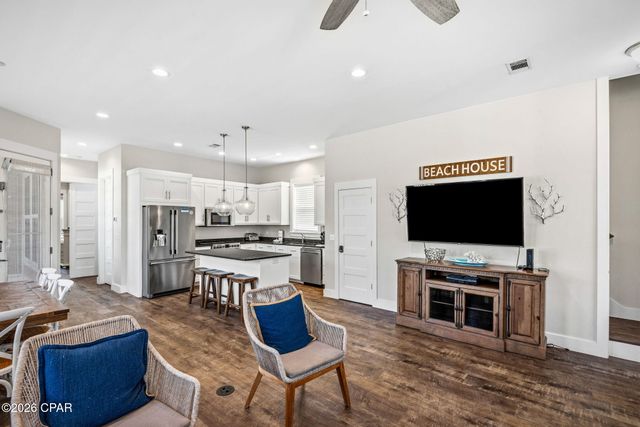 5518 Gulf Drive, Panama City, FL 32408