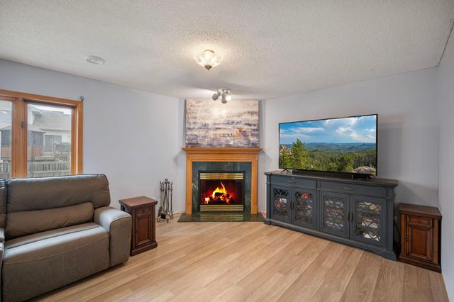 10956 Fox Hollow Circle N, Champlin, MN 55316