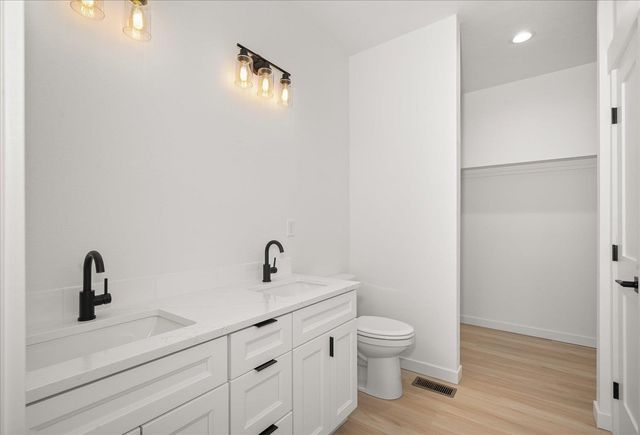 18616 E Riverway Ave, Spokane Valley, WA 99016