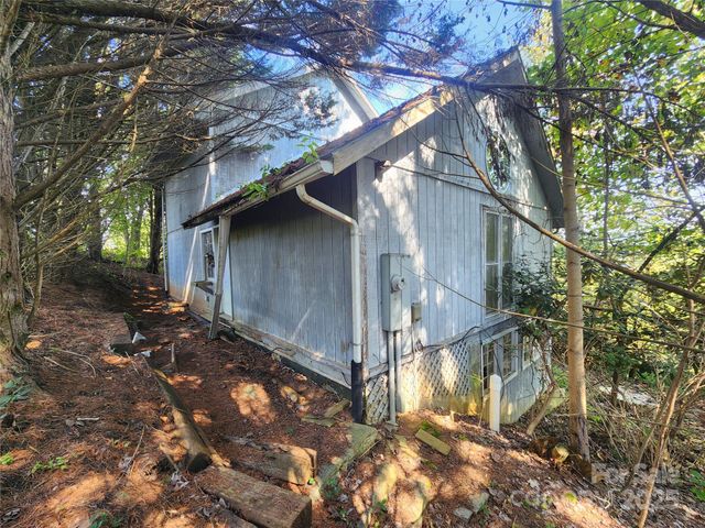 366 Cabin Hollow Drive, Marshall, NC 28753