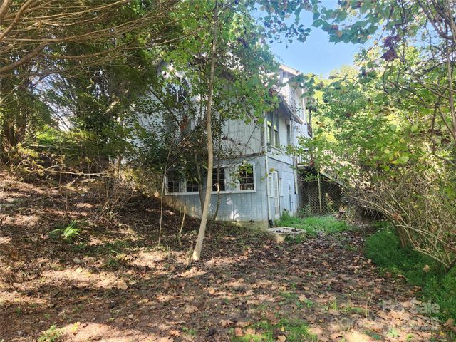 366 Cabin Hollow Drive, Marshall, NC 28753