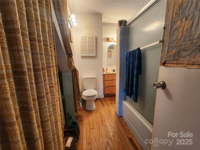 366 Cabin Hollow Drive, Marshall, NC 28753