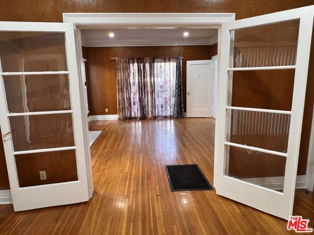 1257 4th Avenue 1, Los Angeles, CA 90019