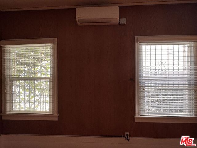 1257 4th Avenue 1, Los Angeles, CA 90019