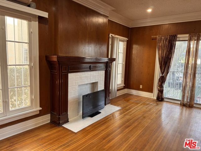 1257 4th Avenue 1, Los Angeles, CA 90019
