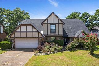 9712 Kingsley Place, Fort Smith, AR 72908
