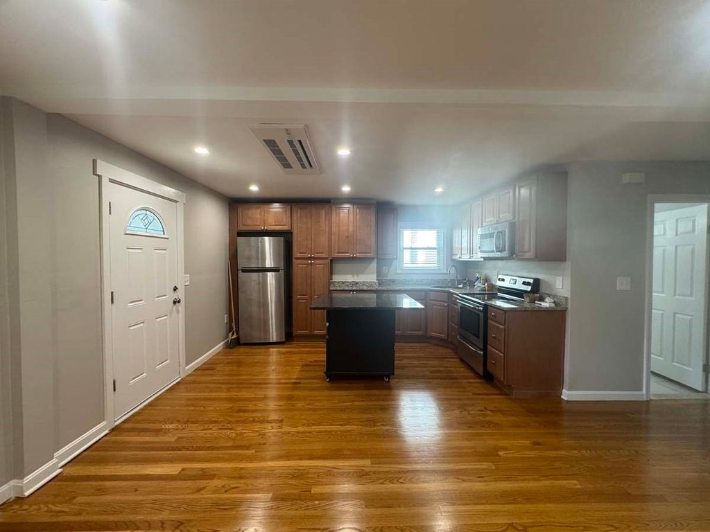 3 Prescott Street 1, Boston, MA 02128