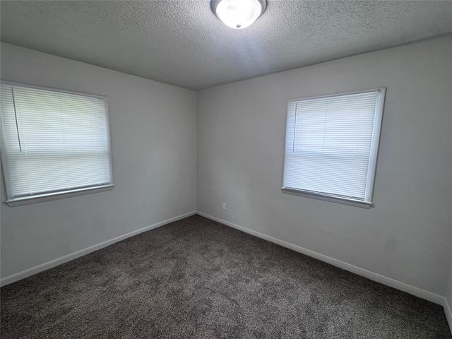 7103 SW 16th Street, Des Moines, IA 50315