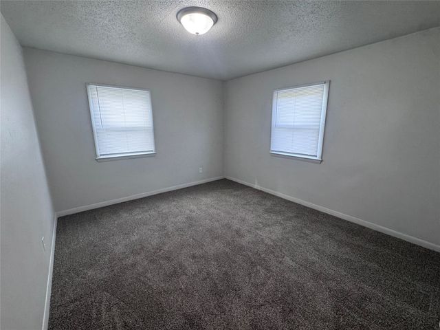 7103 SW 16th Street, Des Moines, IA 50315