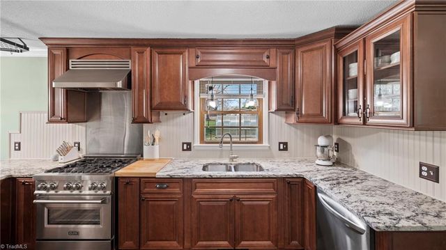 2045 Westover Terrace, Burlington, NC 27215