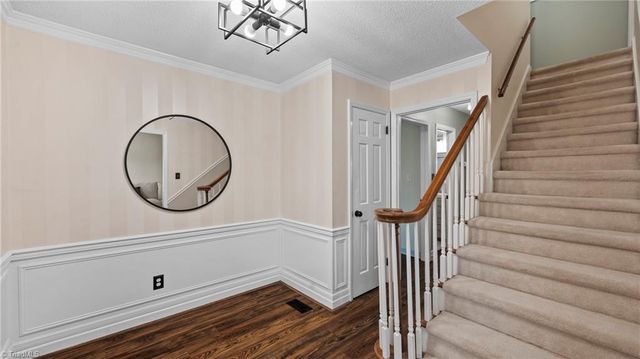 2045 Westover Terrace, Burlington, NC 27215