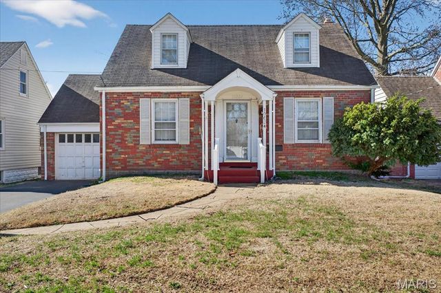 10024 Driver Avenue, Overland, MO 63114