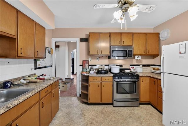 10024 Driver Avenue, Overland, MO 63114