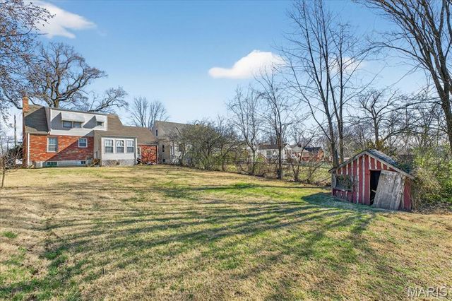 10024 Driver Avenue, Overland, MO 63114