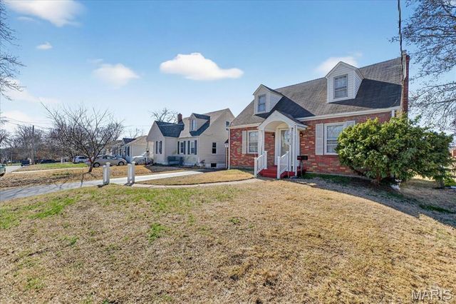 10024 Driver Avenue, Overland, MO 63114