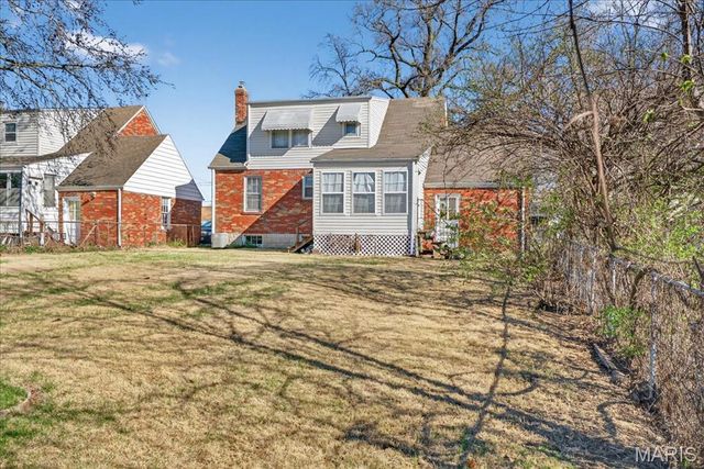 10024 Driver Avenue, Overland, MO 63114