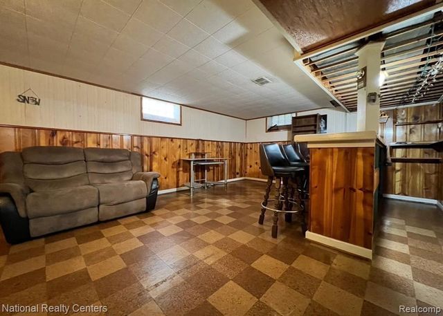 7159 Luana Avenue, Allen Park, MI 48101