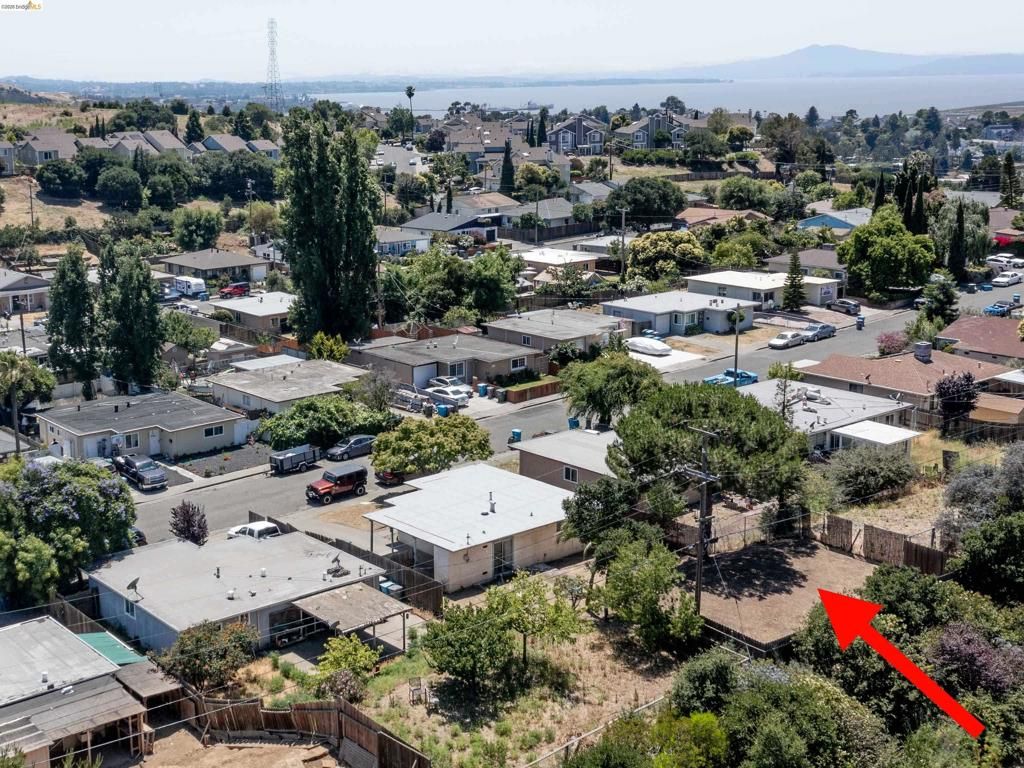 Image 29 of property listing at 456 La Jolla St, Vallejo, CA 94591