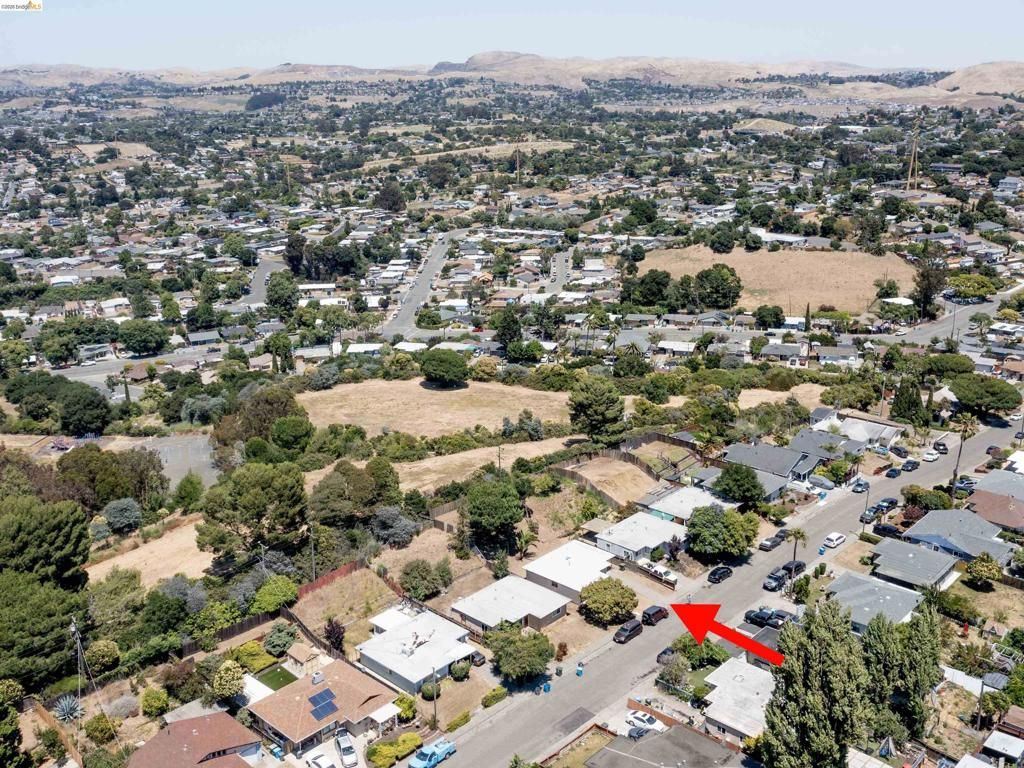 Image 31 of property listing at 456 La Jolla St, Vallejo, CA 94591