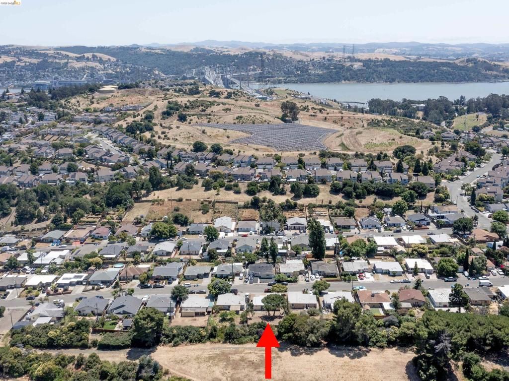 Image 32 of property listing at 456 La Jolla St, Vallejo, CA 94591