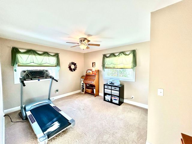 11 Elwood Avenue, Huntington, WV 25705