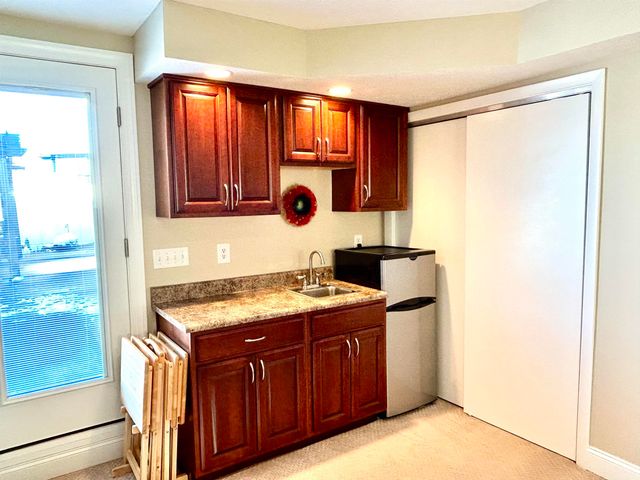 11 Elwood Avenue, Huntington, WV 25705