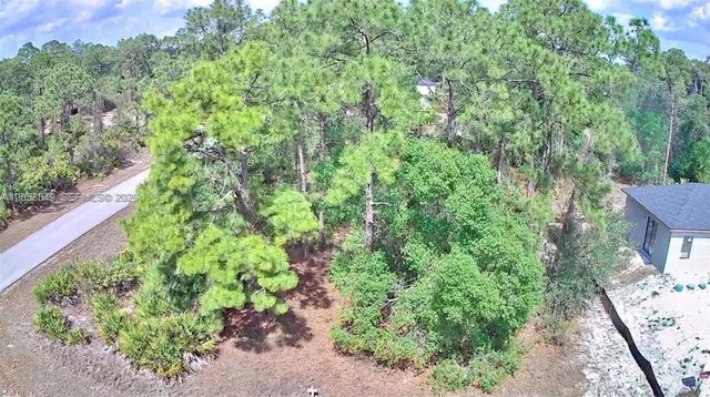 901 E 17th Street, Lehigh Acres, FL 33972