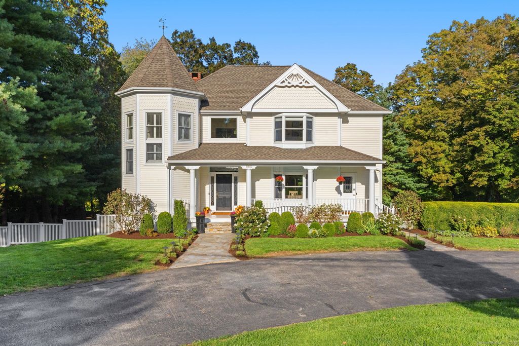 860 Silvermine Road, New Canaan, CT 06840