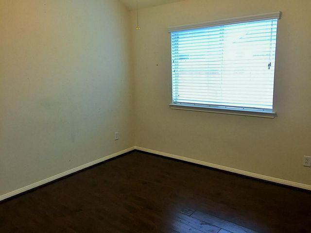 911 Glen Abbey Drive, Katy, TX 77494