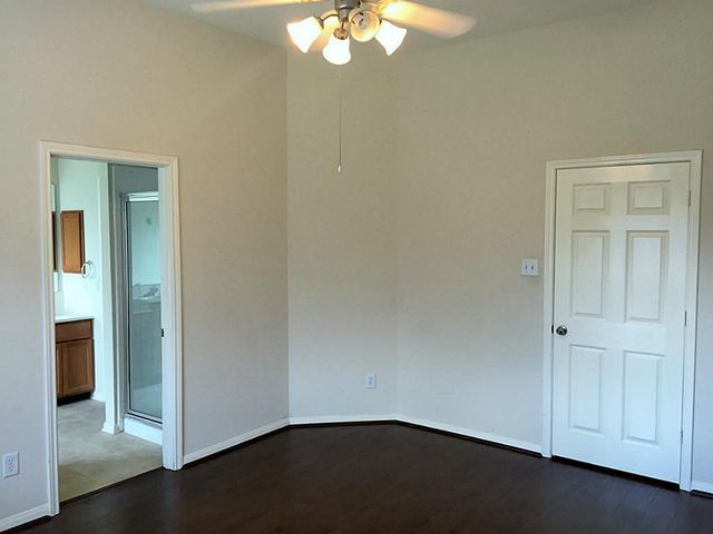 911 Glen Abbey Drive, Katy, TX 77494