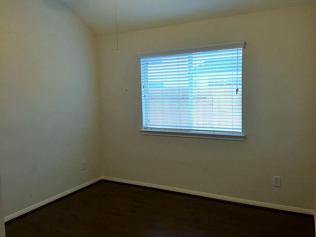 911 Glen Abbey Drive, Katy, TX 77494