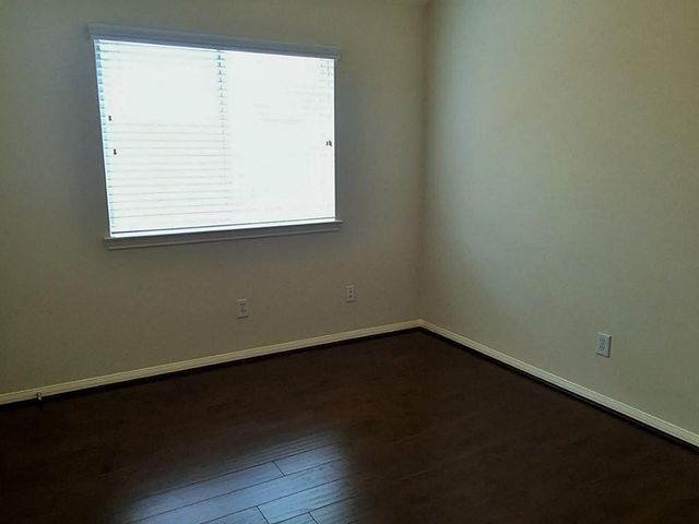 911 Glen Abbey Drive, Katy, TX 77494