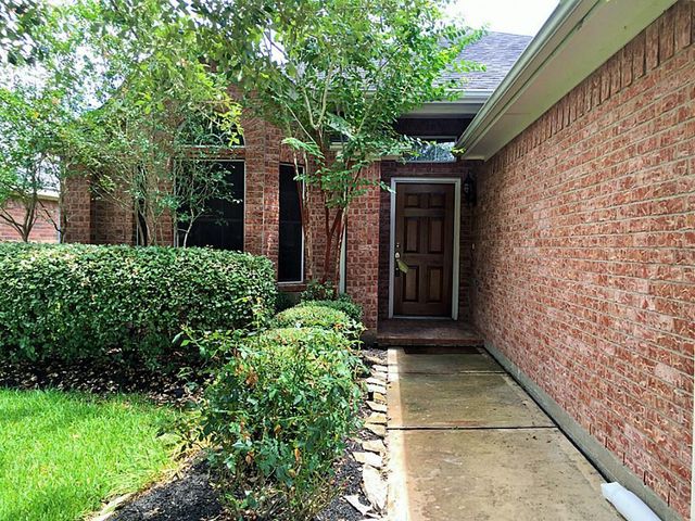 911 Glen Abbey Drive, Katy, TX 77494