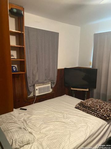 241 KELLER, San Antonio, TX 78204