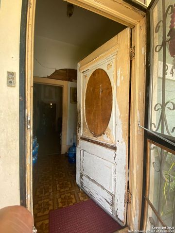 241 KELLER, San Antonio, TX 78204