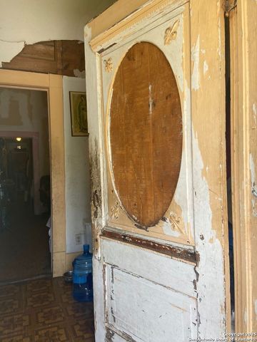 241 KELLER, San Antonio, TX 78204