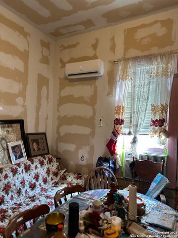 241 KELLER, San Antonio, TX 78204