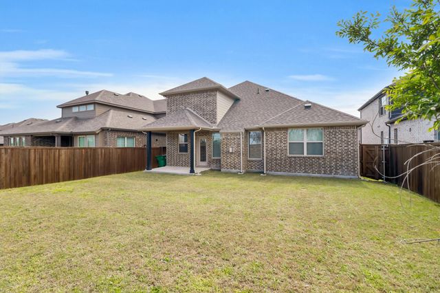 1022 Copper Smith Way, Forney, TX 75126