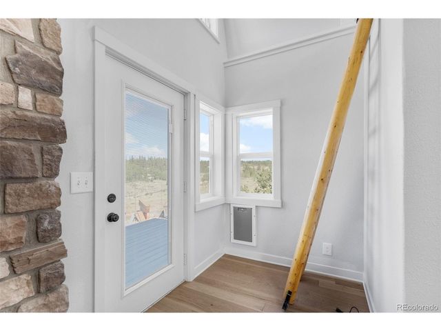 64 Carbine Rd, Jefferson, CO 80456