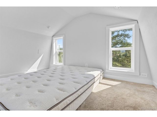 64 Carbine Rd, Jefferson, CO 80456